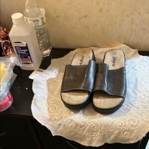 Pajar Women's Gray Mules